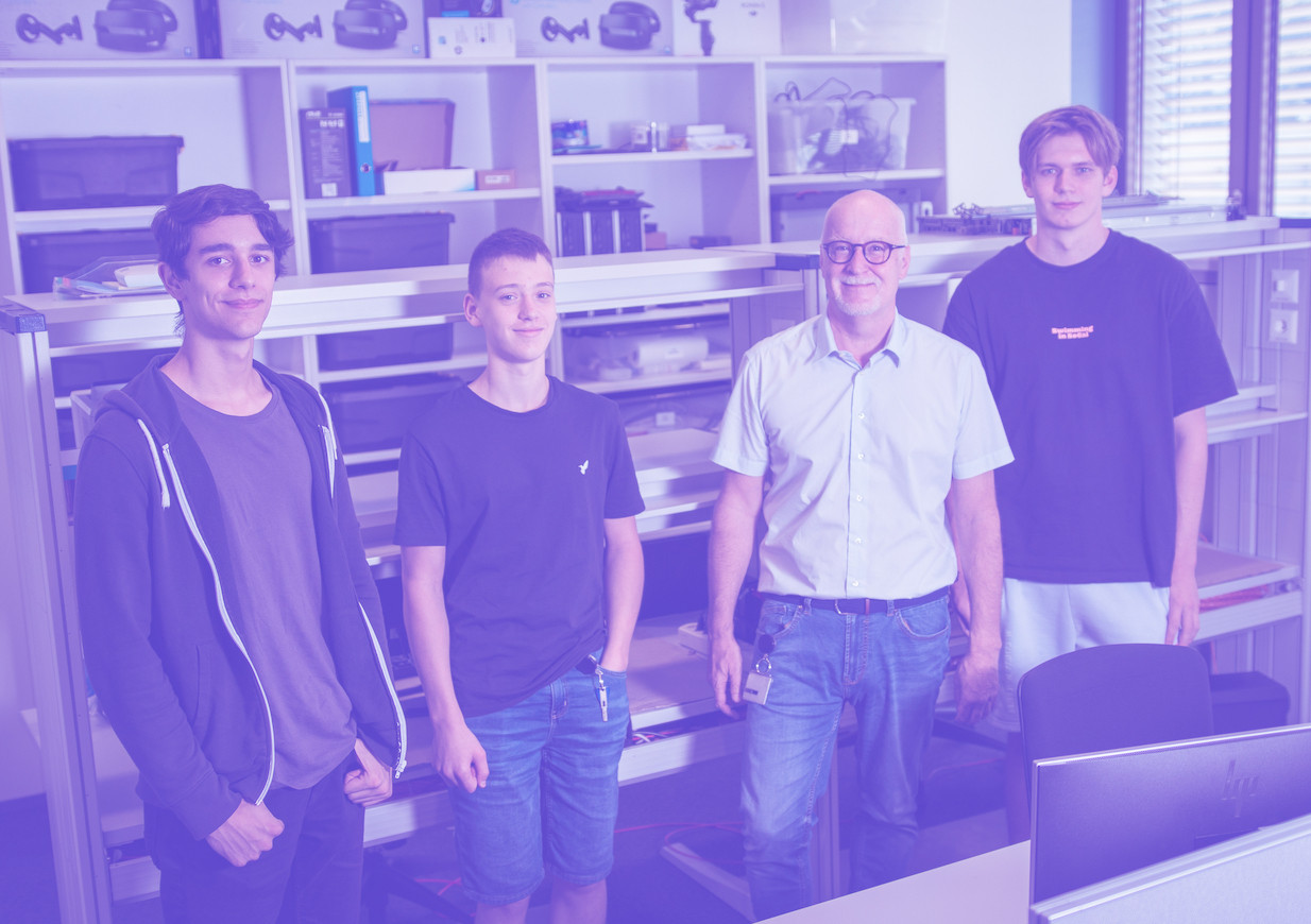 Coverfoto für das Video zur Lehre als Informatiker der Dienststelle Informatik.